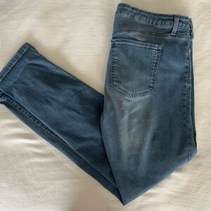 Forever Skinny Jeans by Jessica Simpson in Size 32